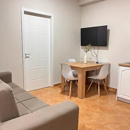 Belix Apartments, Near The 3* Durrës