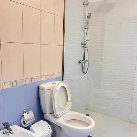 Belix Apartments, Near The Апарт-отель