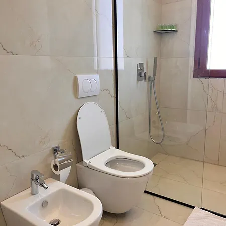 Belix Apartments, Near The 3* Дуррес