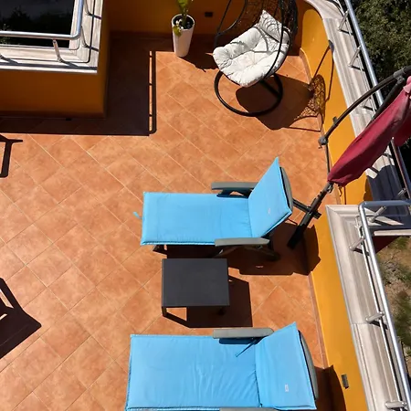 Hotel apartamentowy Belix Apartments, Near The