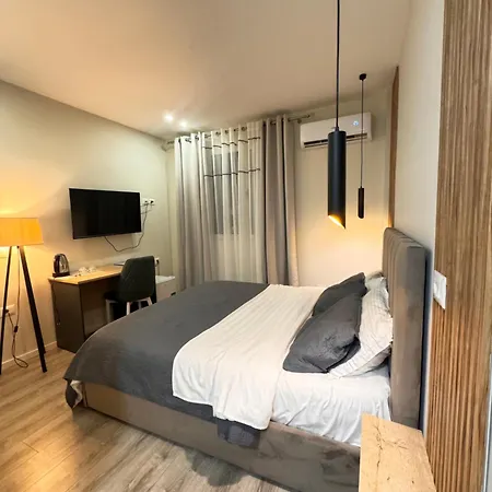 Belix Apartments, Near The