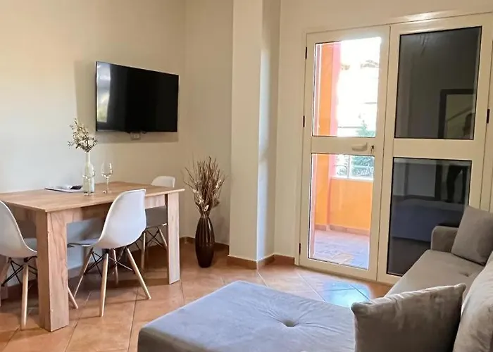 Belix Apartments, Near The Aparthotel Durrës