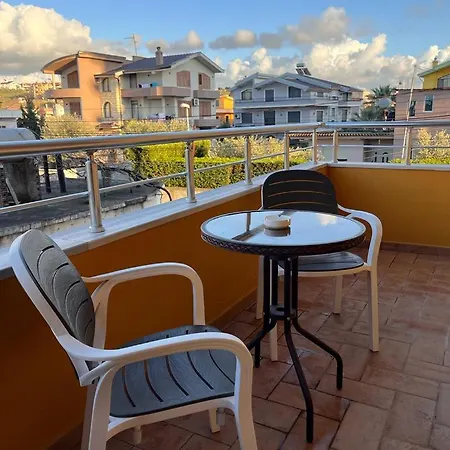 Belix Apartments, Near The Апарт-отель 3*