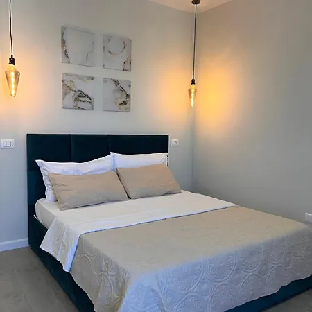 Belix Apartments, Near The