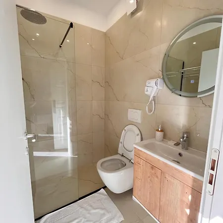 Belix Apartments, Near The دراس