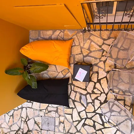 Belix Apartments, Near The