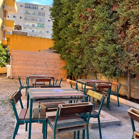 Belix Apartments, Near The Апарт-отель Дуррес
