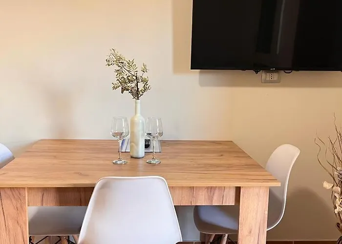 Belix Apartments, Near The 公寓式酒店 3*